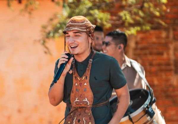 João Gomes lança “Pé de Serrita” e reafirma raízes no forró tradicional