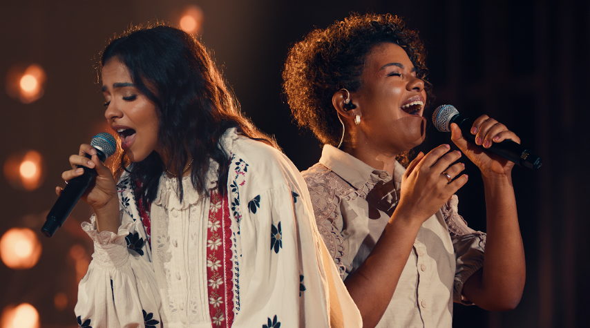 Julia Vitória lança single vibrante em parceria muito aguardada com Nívea Soares Julia Vitória lança single vibrante em parceria muito aguardada com Nívea Soares