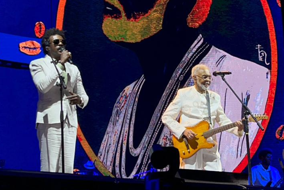 Gilberto Gil encerra turnê com show histórico no Allianz Parque e participação de Seu Jorge Gilberto Gil encerra turnê com show histórico no Allianz Parque e participação de Seu Jorge