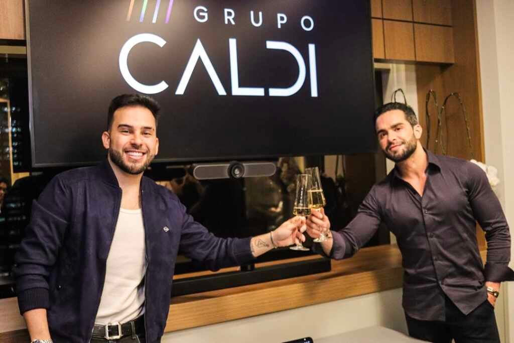 Grupo Caldi comemora empresariamento de Marcelo Mesquita e estreia de programa com Tierry Grupo Caldi comemora empresariamento de Marcelo Mesquita e estreia de programa com Tierry