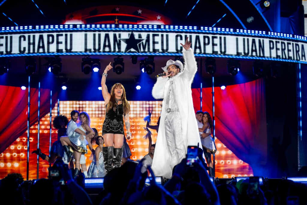 Luan Pereira apresenta “Lençol de Seda”, parceria com Lauana Prado que mistura sertanejo e pegada retrô Luan Pereira apresenta "Lençol de Seda", parceria com Lauana Prado que mistura sertanejo e pegada retrô