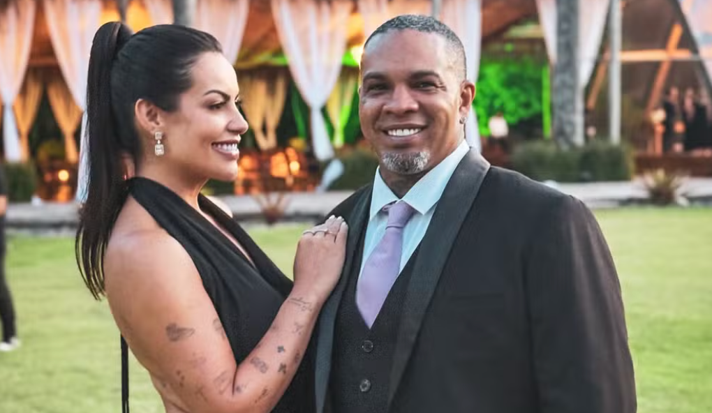 Rodriguinho e Bruna Amaral selam união em casamento em SP
