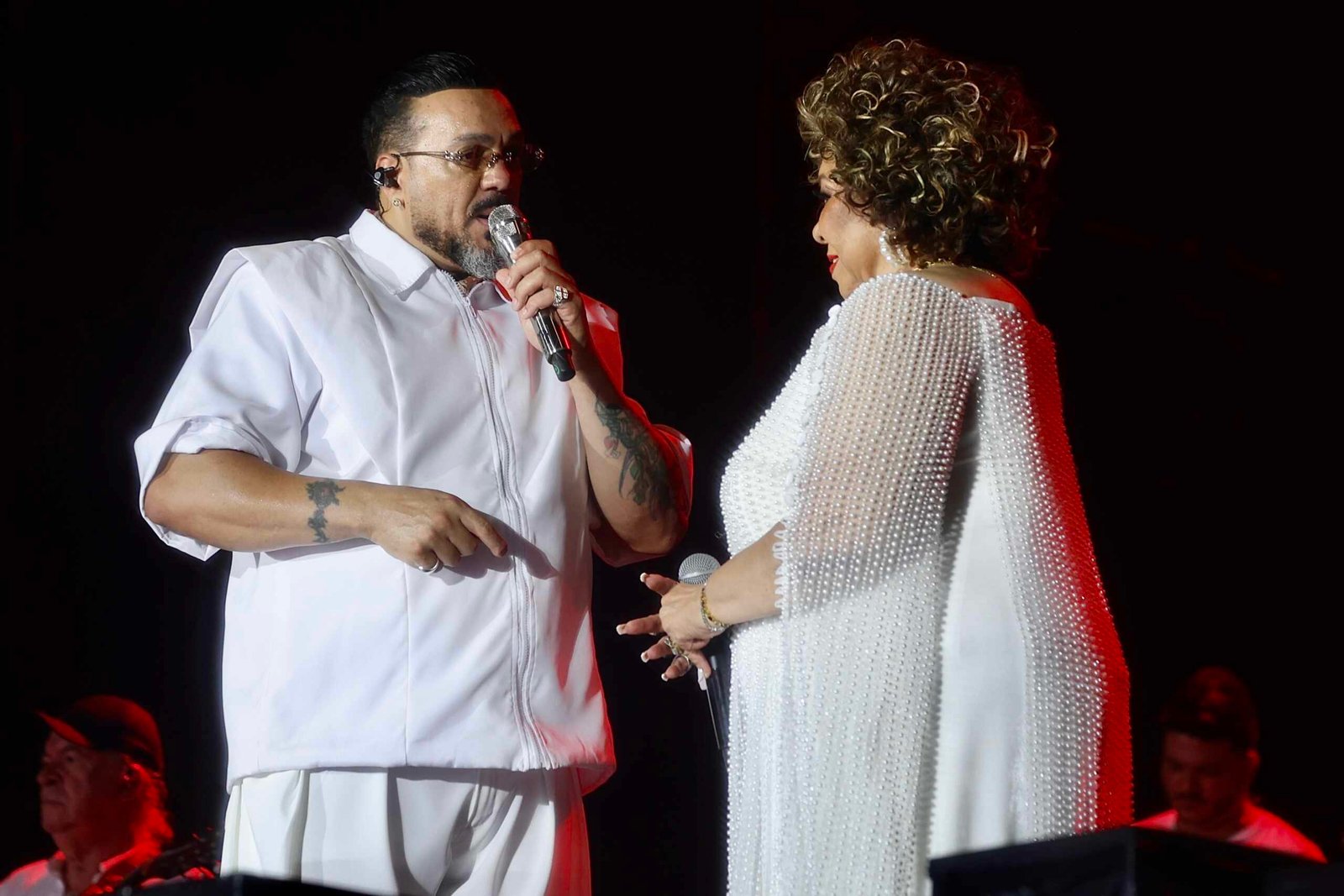 Belo e Alcione emocionam público no Palco Rio durante o Réveillon de Copacabana 20 Belo e Alcione emocionam público no Palco Rio durante o Réveillon de Copacabana