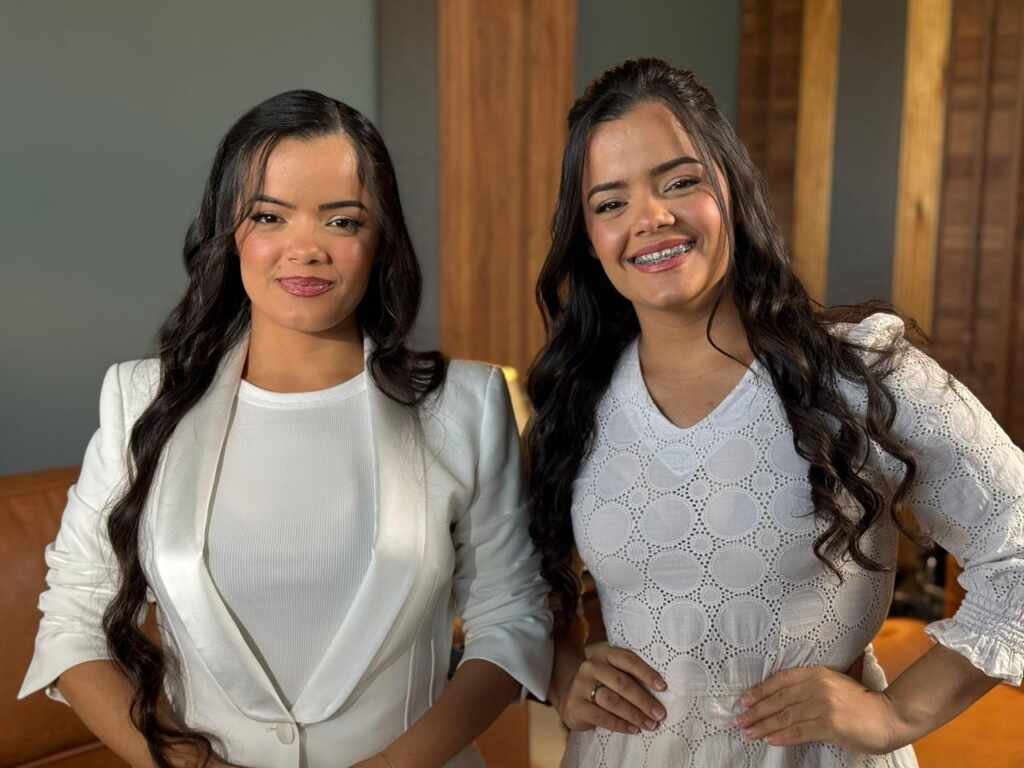 As gêmeas que emocionaram o gospel: Emanuelles viram fenômeno após vídeo viral