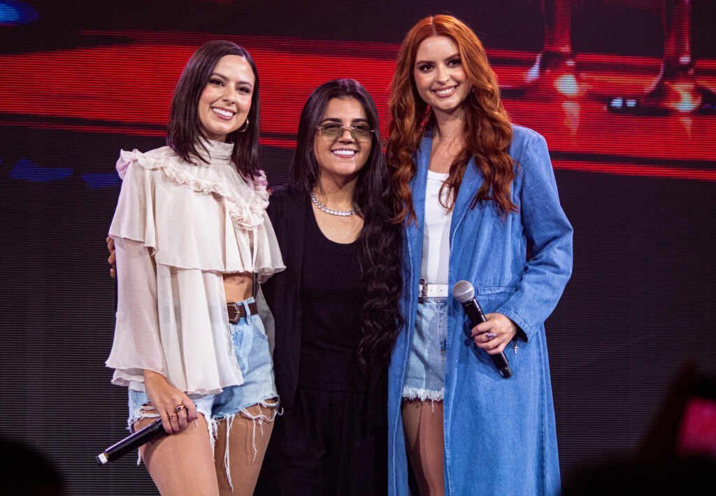 Gabi e Rapha apresentam “Nossa Essência – Vol. 3” e, com Yasmin Santos, iniciam série de lançamentos Gabi e Rapha apresentam “Nossa Essência – Vol. 3” e, com Yasmin Santos, iniciam série de lançamentos