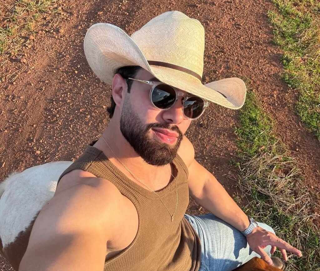 Agroboy apaixonado por dança: goiano Paulo Augusto conquista vaga no BBB 26 Agroboy apaixonado por dança: goiano Paulo Augusto conquista vaga no BBB 26