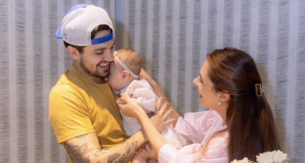 Luan Santana fala sobre evolução da filha Serena e revela desafio emocionante da paternidade Luan Santana abre o coração ao falar do primeiro ano de vida da filha: 'Só começando'