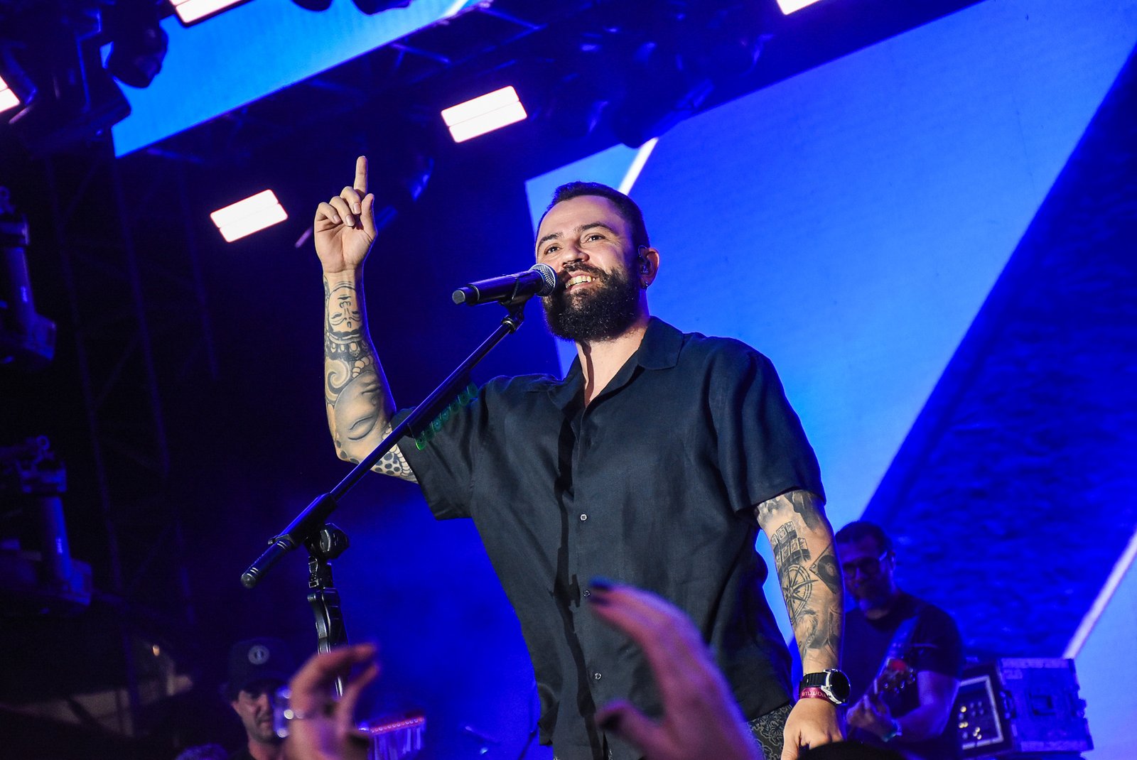 Jorge & Mateus levam fãs ao delírio na estreia do navio de 20 anos de carreira 28 Desanexadas