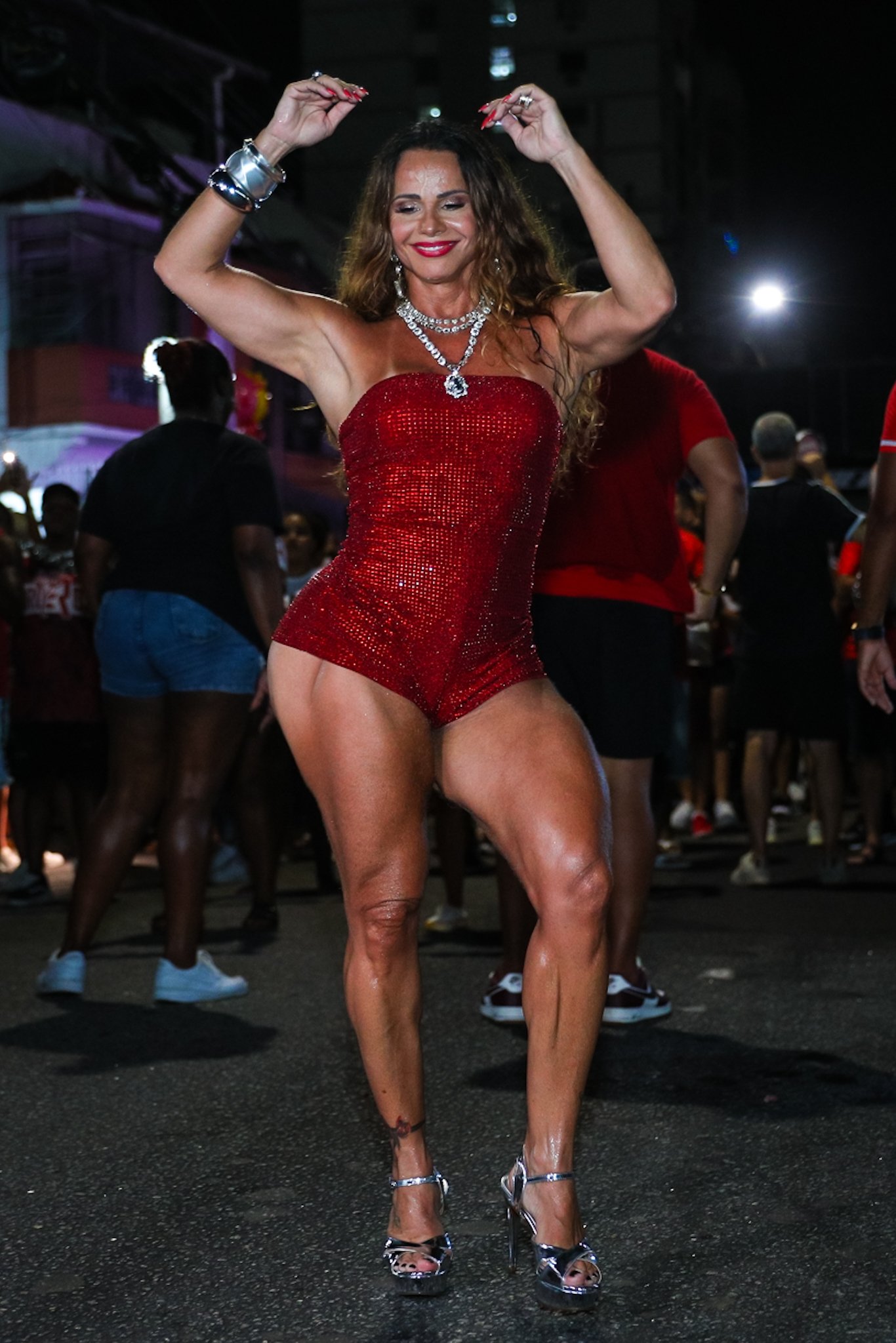 Viviane Araújo prestigia primeiro ensaio de rua do Salgueiro para o Carnaval 2026 21 Viviane Araújo prestigia primeiro ensaio de rua do Salgueiro para o Carnaval 2026