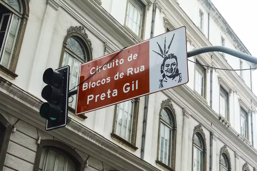 Circuito Bloco de Ruas Preta Gil homenageia cantora e atrai foliões no Rio Circuito Bloco de Ruas Preta Gil homenageia cantora e atrai foliões no Rio
