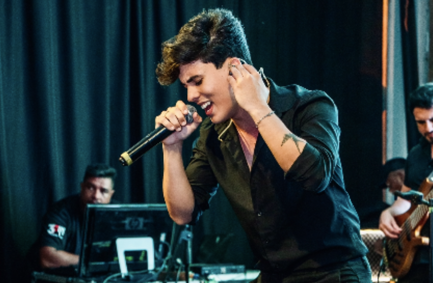 Yuri Higa lança “Era Pra Ser Você” e aposta no sertanejo pop romântico Yuri Higa lança “Era Pra Ser Você” e aposta no sertanejo pop romântico