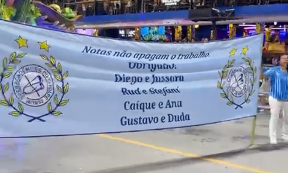 Tatuapé protesta após notas e ainda enfrenta susto com queda de casal no Anhembi