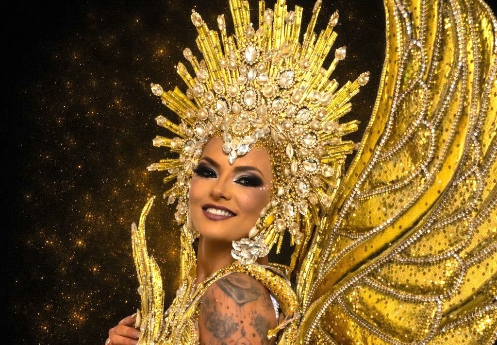 Radiante, Milene Gonzalez celebra noite inesquecível na avenida: “A emoção não cabe no peito”