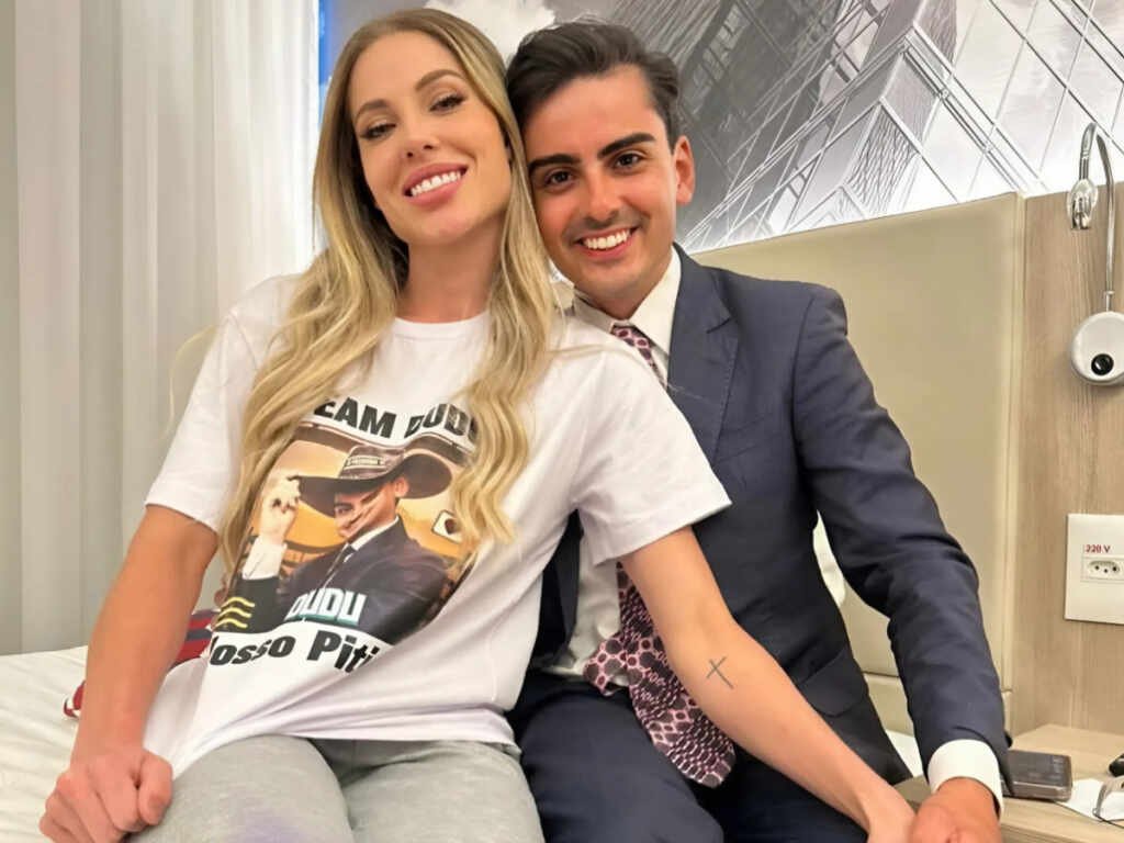 Saory Cardoso nega casamento com Dudu Camargo e diz que vídeo foi brincadeira Saory Cardoso nega casamento com Dudu Camargo e diz que vídeo foi brincadeira