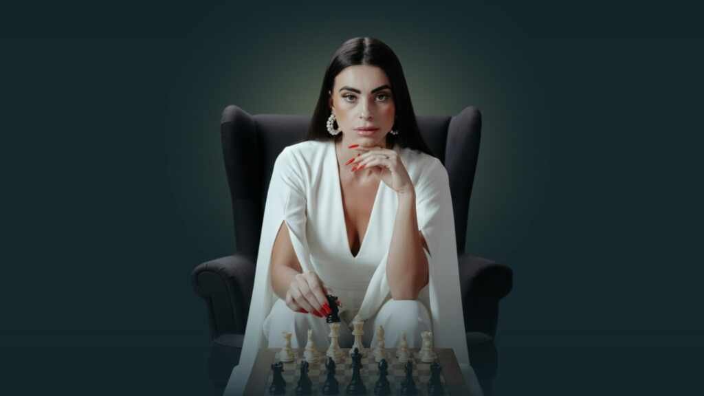 Eliane Moreno se destaca em Foz do Iguaçu com foco na capacitação de mulheres e jovens em vulnerabilidade