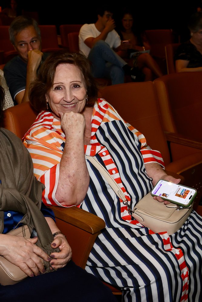 Renato Aragão, Lucélia Santos e Sophia Abrahão prestigiam estreia de “Adorável Trapalhão – O Musical” no RJ 25 Renato Aragão, Lucélia Santos e Sophia Abrahão prestigiam estreia de “Adorável Trapalhão – O Musical” no RJ
