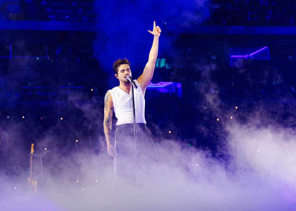 Após noite épica no Allianz Parque, Luan Santana anuncia novas datas da turnê “Registro Histórico” Após noite épica no Allianz Parque, Luan Santana anuncia novas datas da turnê “Registro Histórico”