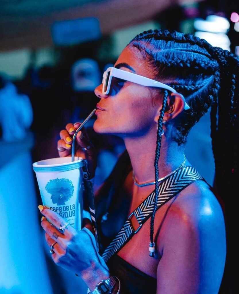 Café de La Musique estreia na Expoingá e leva experiência premium ao Universo Sertanejo Café de La Musique estreia na Expoingá e leva experiência premium ao Universo Sertanejo
