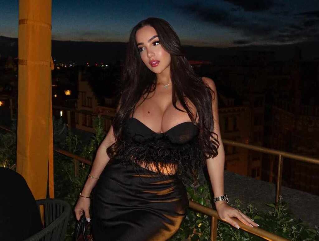 Eduarda, a modelo brasileira que conquistou Londres e se tornou embaixadora da Fashion Nova Eduarda, a modelo brasileira que conquistou Londres e se tornou embaixadora da Fashion Nova