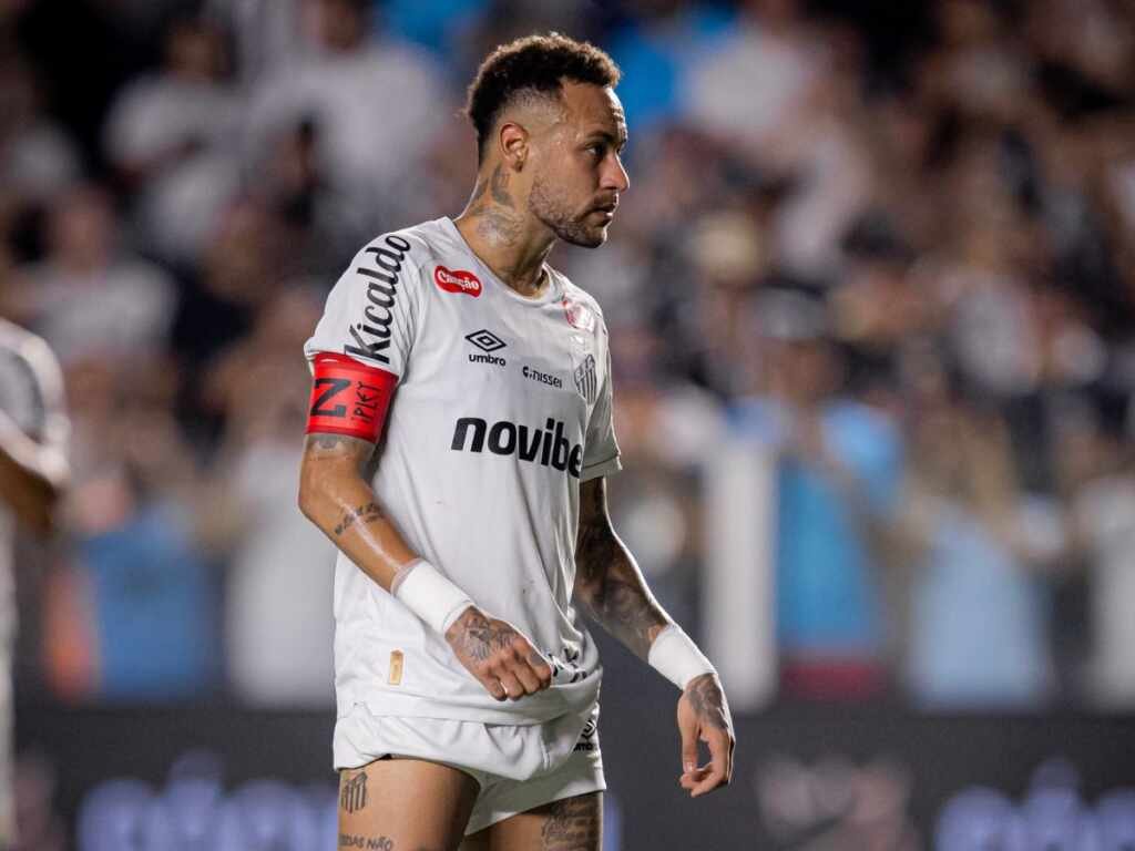 Neymar Jr. entra na mira da MLS e pode negociar com o FC Cincinnati Neymar entra na mira da MLS e pode negociar com o FC Cincinnati