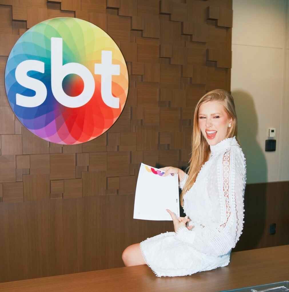 Cela Lopes comenta fase no SBT e cogita assumir programa infantil Screenshot