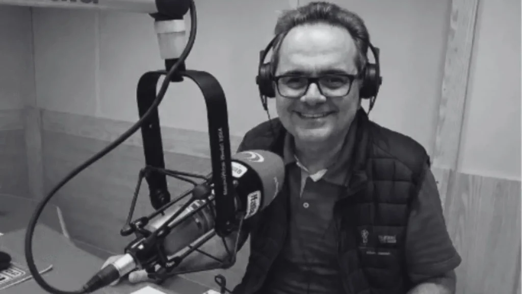 Morre Milton Naves, voz marcante do jornalismo esportivo mineiro, aos 70 anos Morre Milton Naves, voz marcante do jornalismo esportivo mineiro, aos 70 anos - Foto: Rádio Itatiaia