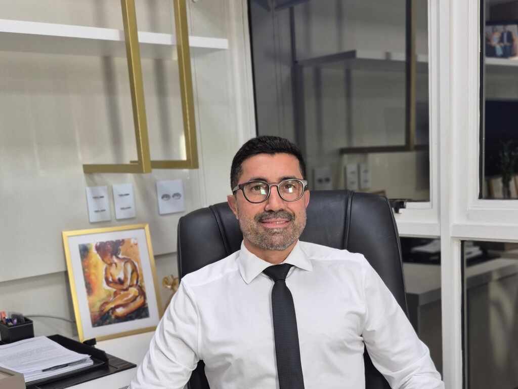 Dr. Claudio Moura e a histeroscopia 20260615 1707092 1