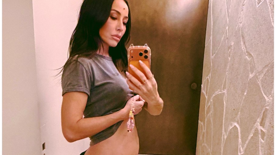 Sabrina Sato exibe barriga de grávida e seguidores se derretem - Foto: Instagram