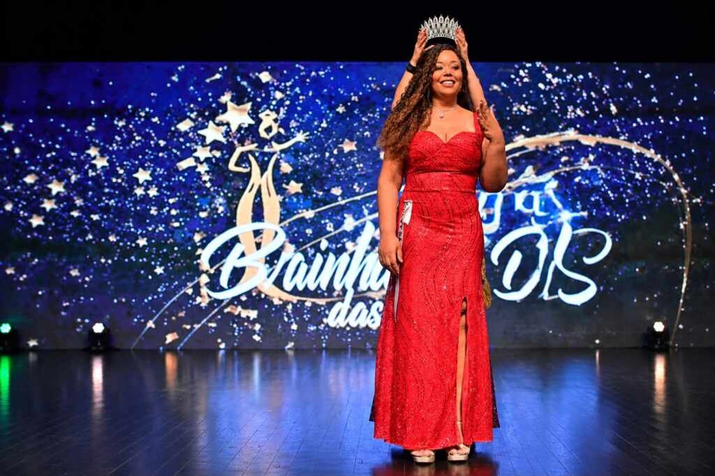 Aos 49 anos, Itajacira Silva quebra padrões e leva o Brasil ao Miss Dreams International WhatsApp Image 2026 06 11 at 11.29.59