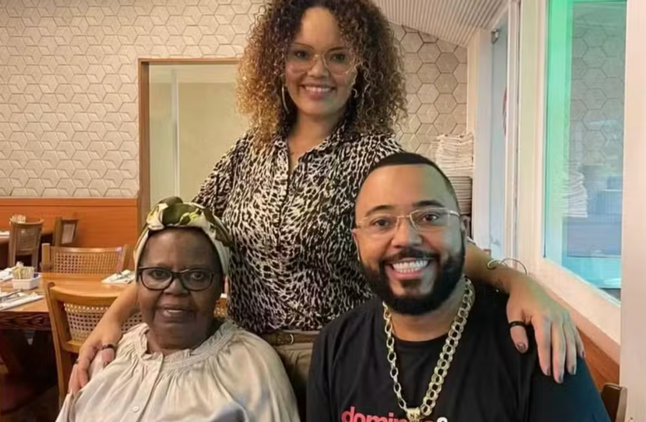 Anita Nobre e os filhos. Foto: Reprodução/ Redes Sociais